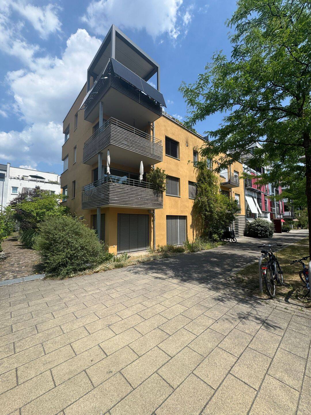 Moderne Gemütlichkeit: 2-Zimmererdgeschosswohnung mit Gartenterrasse in ruhiger und beliebter Lage, 72072 Tübingen