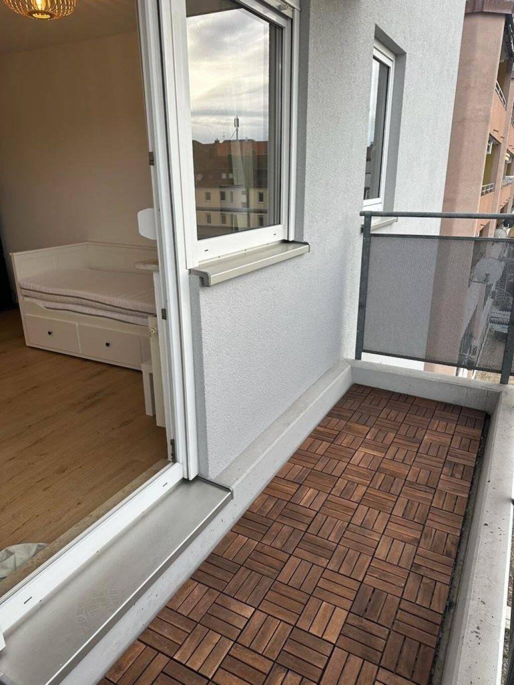 Komplett möbliert – Appartement nahe Haufptbahnhof/Altstadt – neue Küche mit Balkon, 90459 Nürnberg