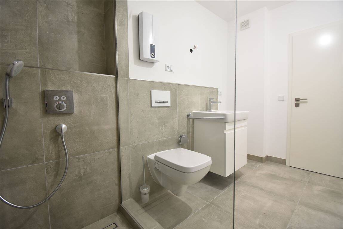 PROVISIONSFREI! Sanierte 2-Zi-Whg mit Balkon in ruhiger Lage von Frechen, 50226 Frechen
