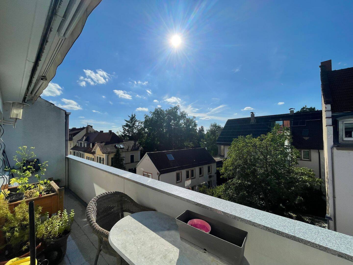 Modernisiertes 160 m² Penthouse mit Spa, Dachterrasse & neuer Markenküche in Innenstadtlage Aschaffenburg, 63739 Aschaffenburg (Innenstadt Österreicher Kolonie)