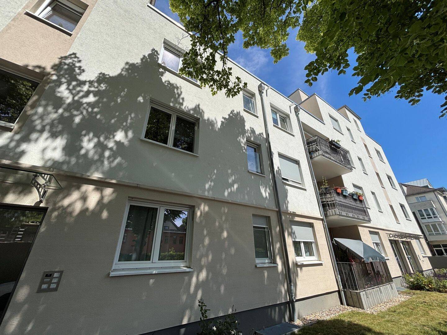 Barrierefreie, hochwertig ausgestattete 3-Zimmer-Eigentumswohnung mit Loggia in Berlin-Johannisthal, 12487 Berlin (Treptow-Köpenick)