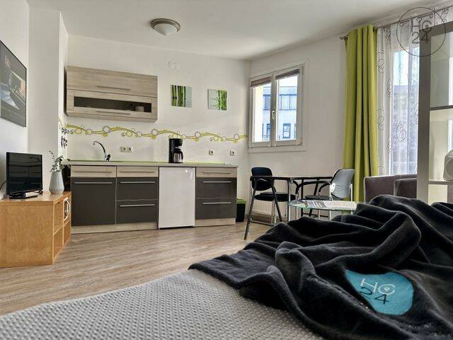 Kurzzeitwohnen in Leipzig: möbliertes Apartment im Zentrum-Ost, 4315 Leipzig (Neustadt-Neuschönefeld Sellerhausen-Stünz Volkmarsdorf)