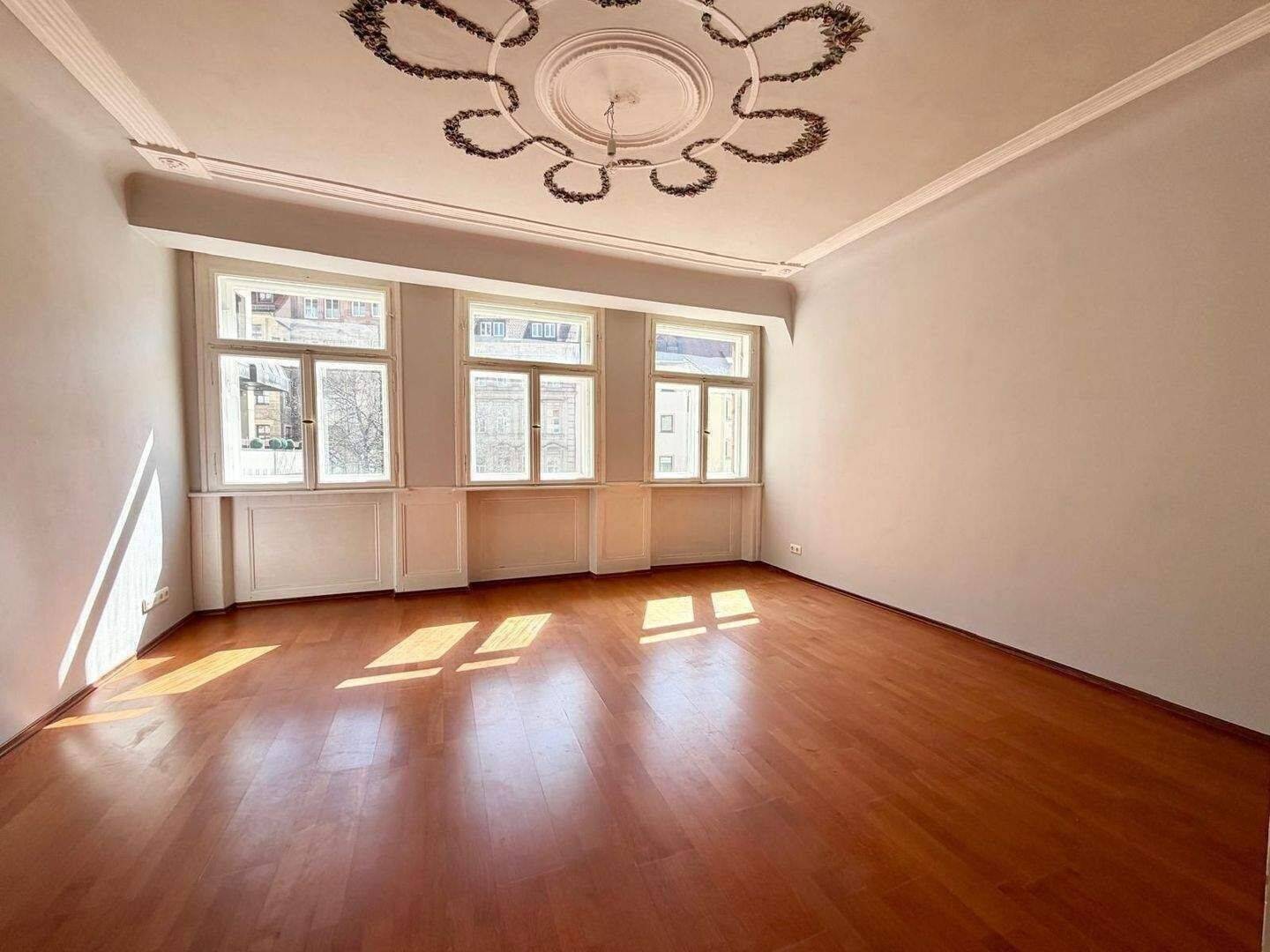 3-Zimmer-Wohnung im Herzen der Altstadt, 90403 Nürnberg (Gleißbühl Lorenz Sebald)
