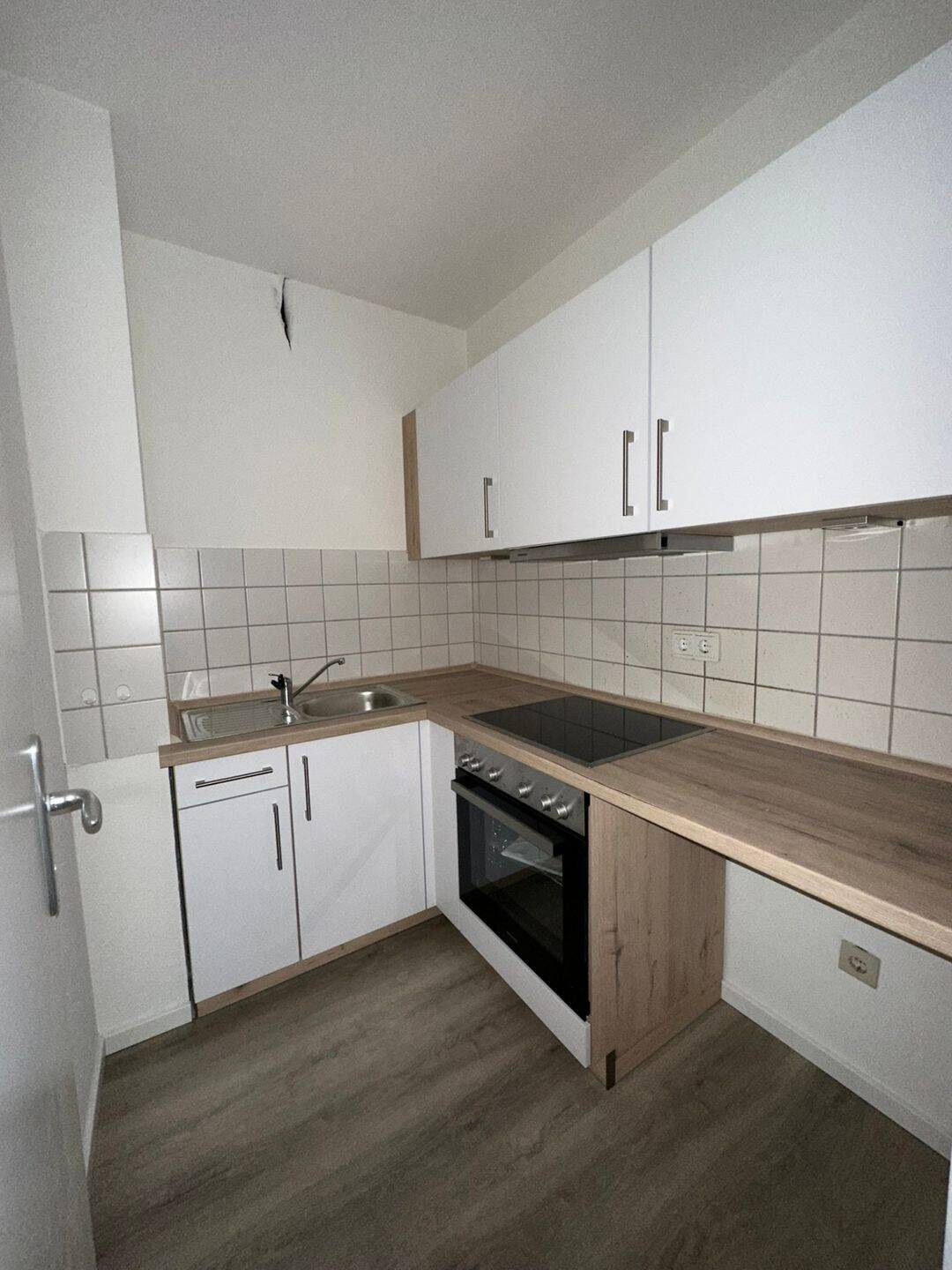 Gemütliche 1,5-Zimmer-Wohnung in zentraler Lage von Norderstedt, 22848 Norderstedt