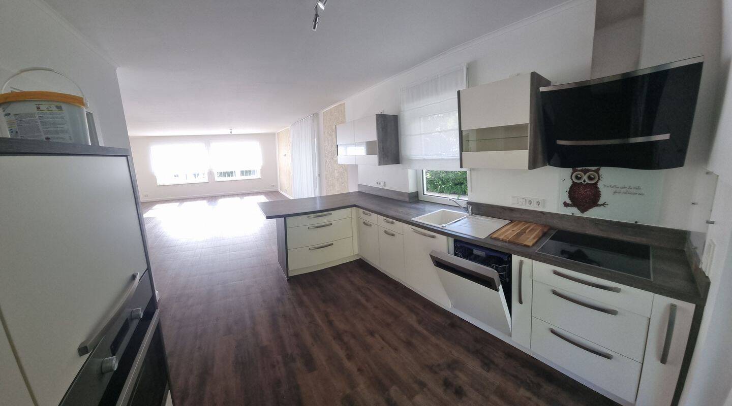 105 qm große 2 Zi, Küche, Bad, 2 Terrassen, 2 Garagen, 54634 Bitburg