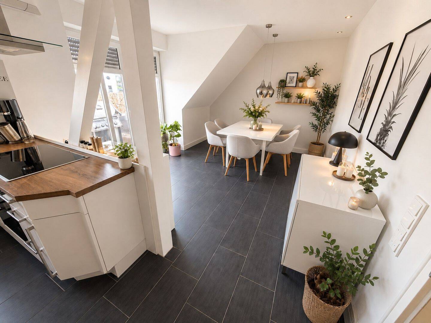 Wunderschöne voll klimatisierte Masionette Wohnung im Niedrigenergiehaus, 59557 Lippstadt