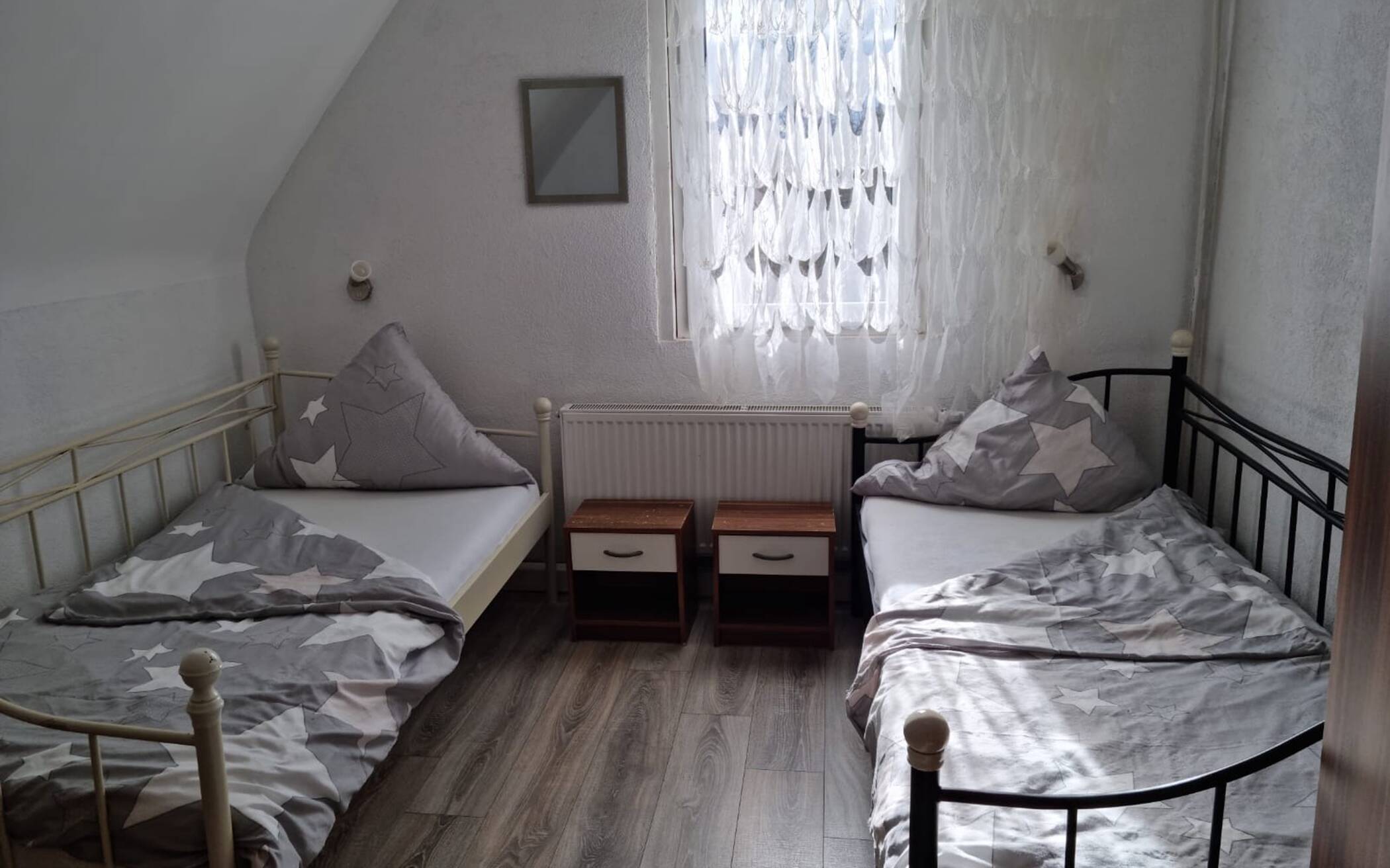Möblierte Zimmer Stuttgart Möhringen – WG Zeitwohnen ab 1 Monat, 70567 Stuttgart (Möhringen)