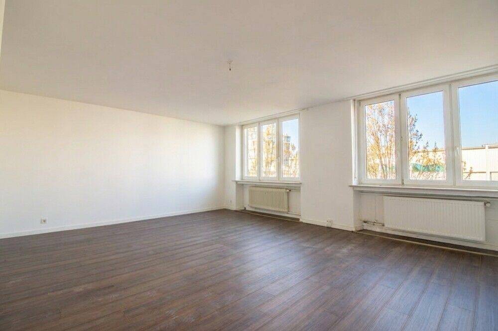 Großzügige 4-Zimmer-Wohnung mit Balkon in Lu-Süd, 67061 Ludwigshafen am Rhein (Mitte Süd)
