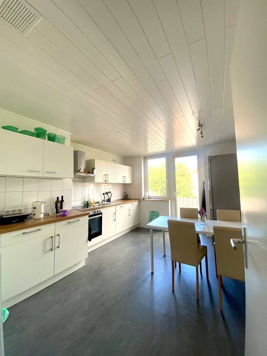 Großzügige 4-Zimmer-Wohnung mit Balkon, 49082 Osnabrück (Kalkhügel Nahne Schölerberg Sutthausen)