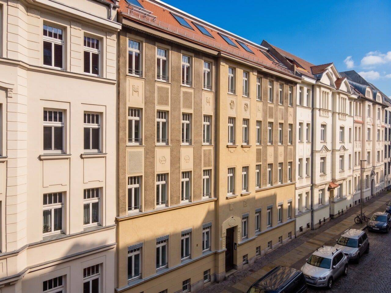 Singletraum mit Stuck! + Dunkles Parkett + Fußbodenheizung + Bad mit Dusche + Übernahme EBK mgl., 4318 Leipzig (Anger-Crottendorf Sellerhausen-Stünz)