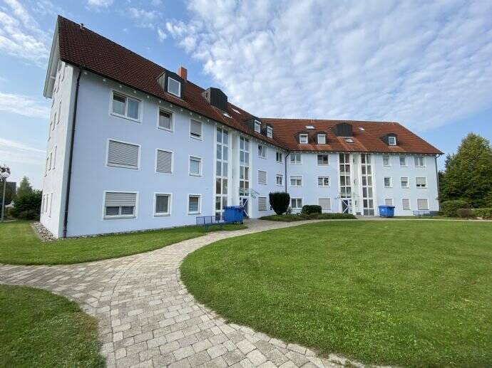 * Helle 3-Zimmer-Wohnung im 2.OG mit TG-Stellplatz *, 72488 Sigmaringen