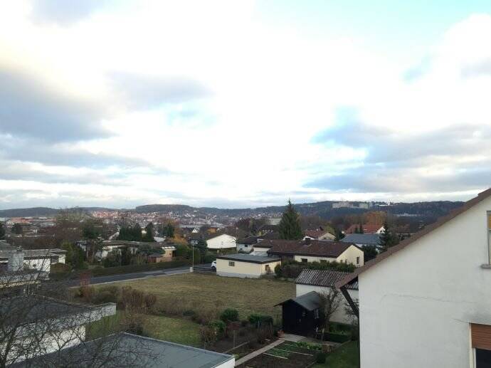 Helle, gemütliche kleine Wohnung im Dach, 97616 Bad Neustadt a.d. Saale