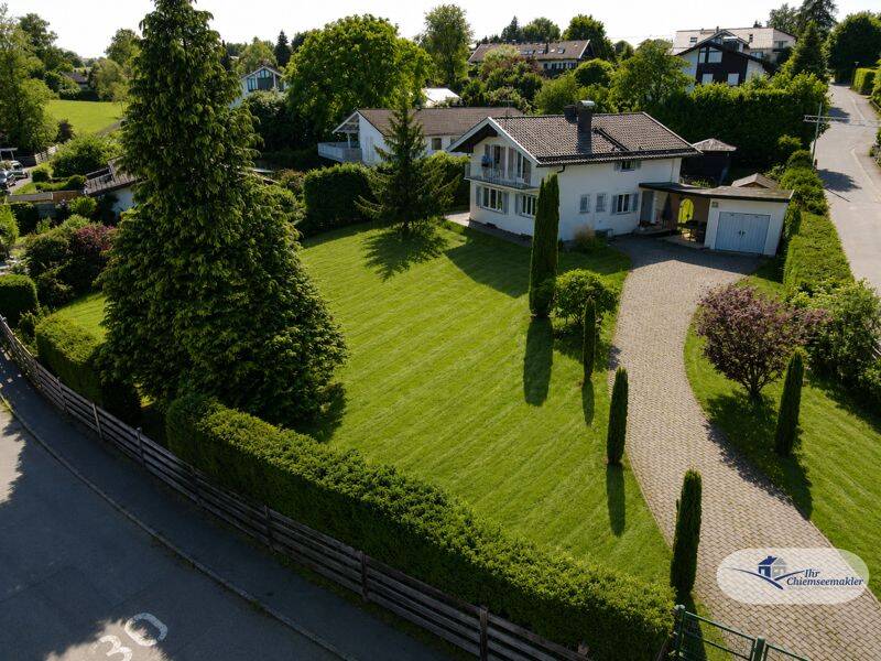 Einfamilienhaus mit Bergblick auf großem Grundstück – Ihr Projekt mit Potenzial in Rimsting, 83253 Rimsting