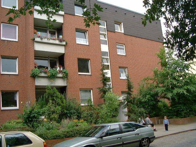 Eine Anmietung ist nur mit 2 Personen und mit WBS/Dringlichkeitsschein 60m² möglich! Kurzfristig verfügbar!, 22049 Hamburg (Wandsbek Dulsberg)