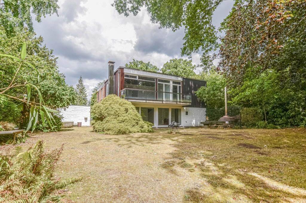 Einfamilienhaus im Bauhaus- /Atelierstil * verglaste Galerie * 5 Zimmer inkl. Kaminzimmer * außergewöhnliches Wohna…, 51427 Bergisch Gladbach
