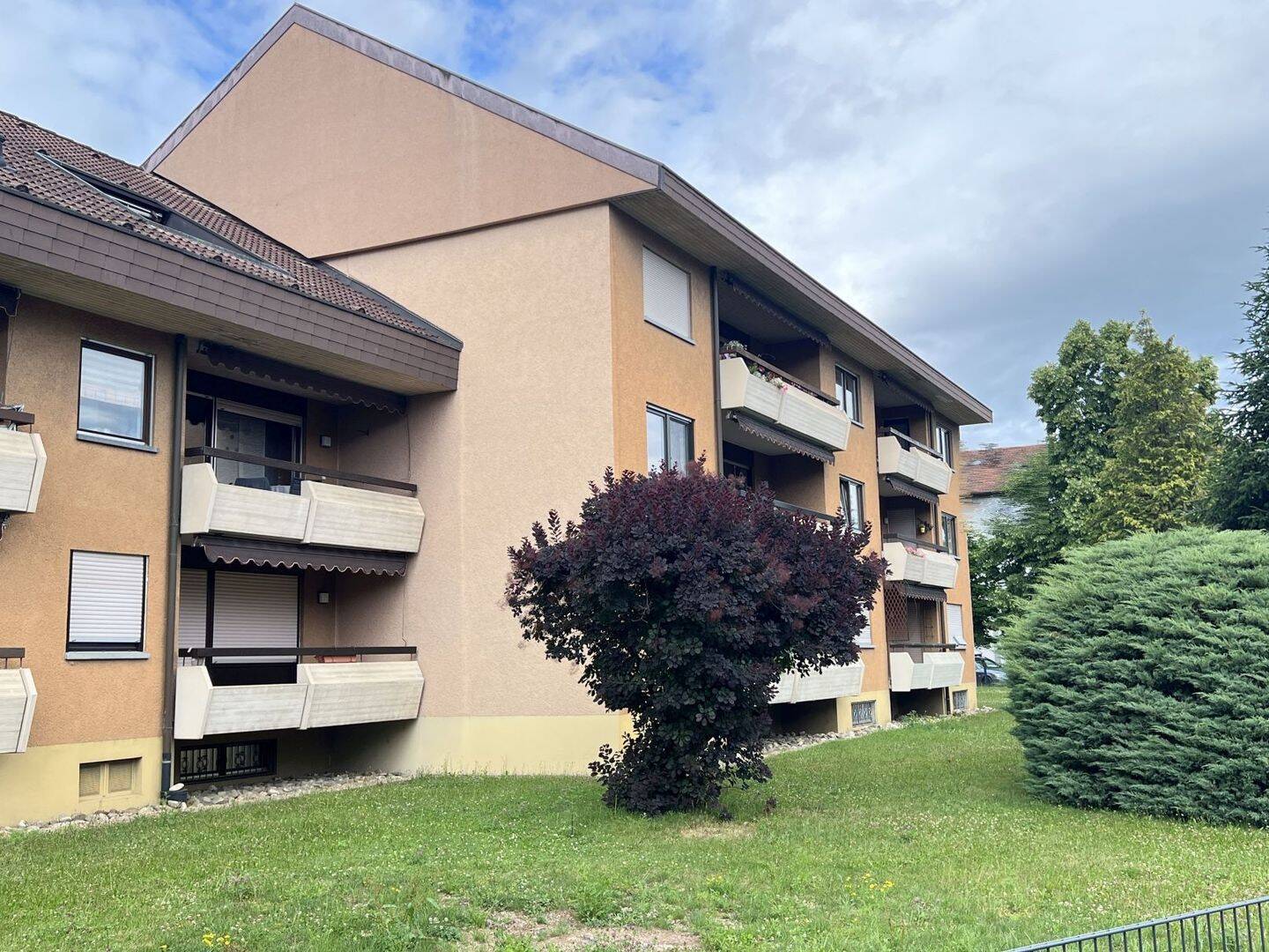 Sehr großzügige, familiengerechte Wohnung in beliebter Wohnlage, 79618 Rheinfelden (Baden)