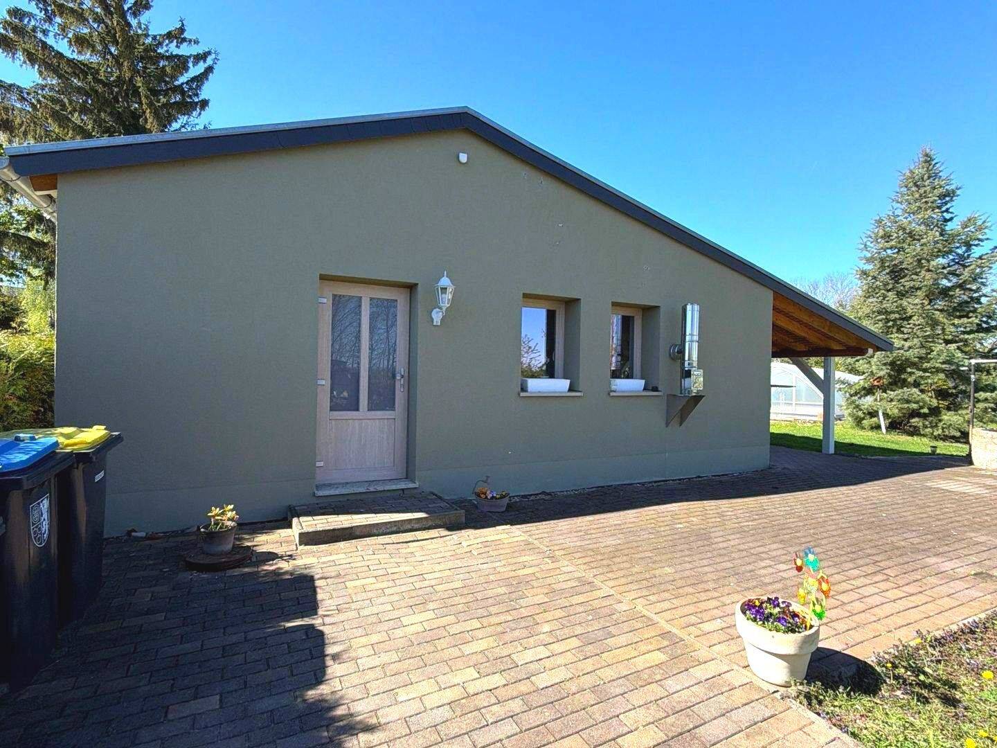 ***RESERVIERT*** Bungalow in ruhiger und idyllischer Feldrandlage, 99439 Am Ettersberg (Berlstedt)