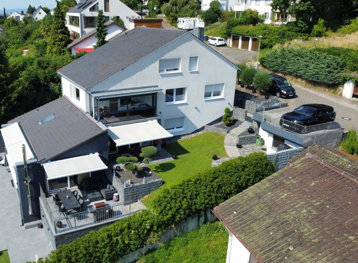 Geräumige 3,5 Zi. Wohnung mit Wintergarten in exponierter Süd-West-Hanglage von Merzhausen, 79249 Merzhausen