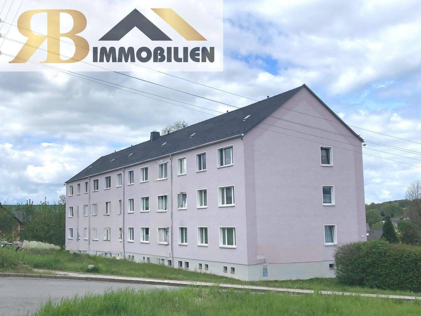 Charmante Etagenwohnung – Teil eines kleinen Wohnungspakets mit 5 ETWs in Stollberg/Erz., 9366 Stollberg/Erzgeb.