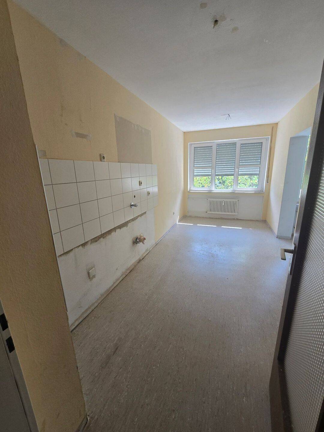 NUR MIT WBS – 3 ZKB Wohnung mit Balkon in Trier-Ehrang, 54293 Trier
