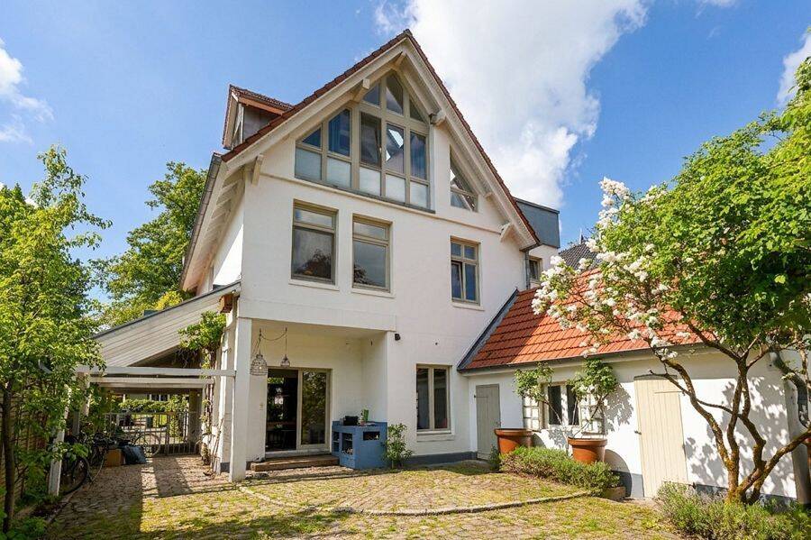 Historischer Charme trifft modernen Wohnkomfort – exklusive Villa von 1914…, 22941 Bargteheide