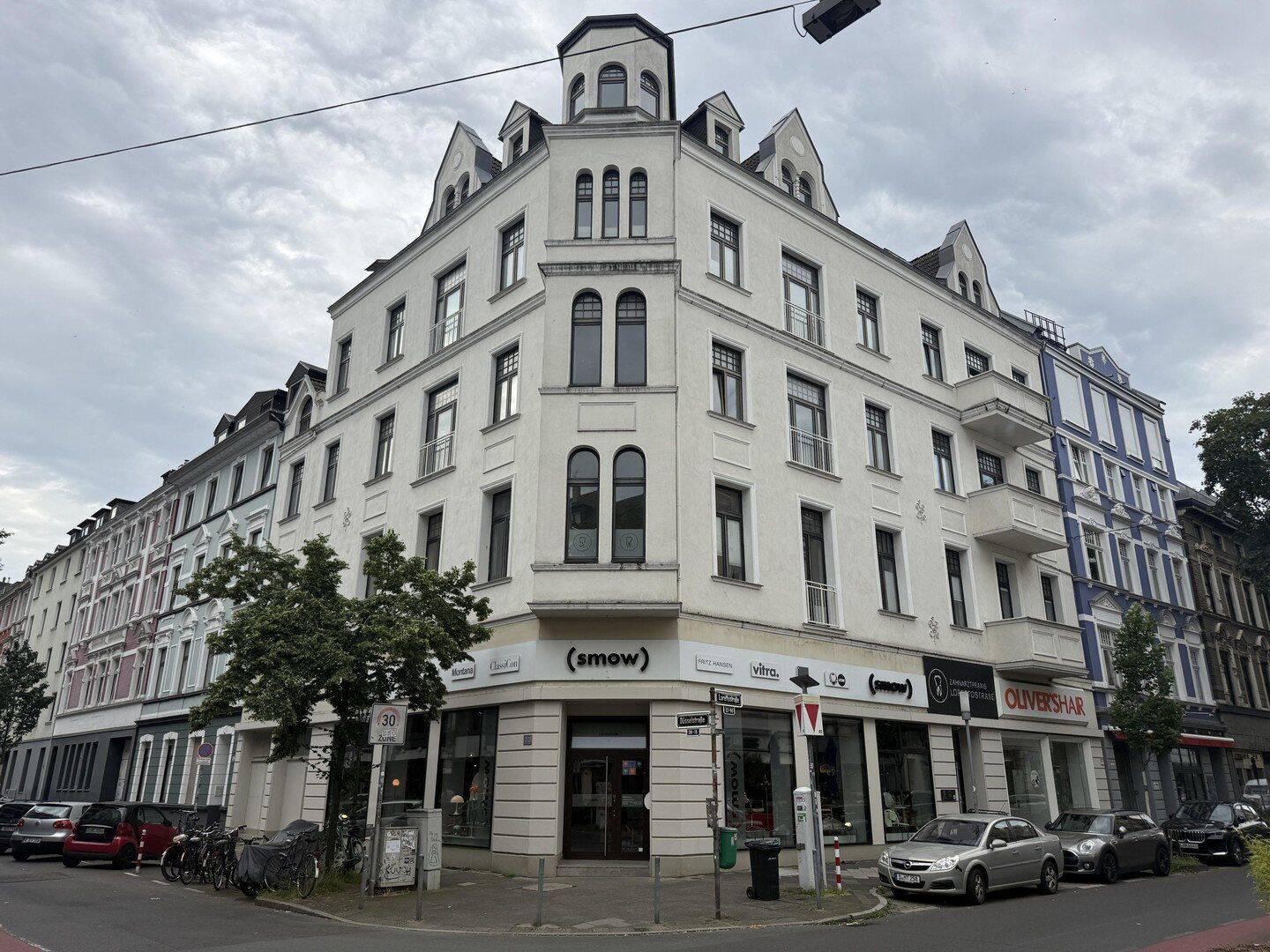 Viel Platz für Zuhause oder Praxis in Unterbilk, 40219 Düsseldorf (Hafen Unterbilk)