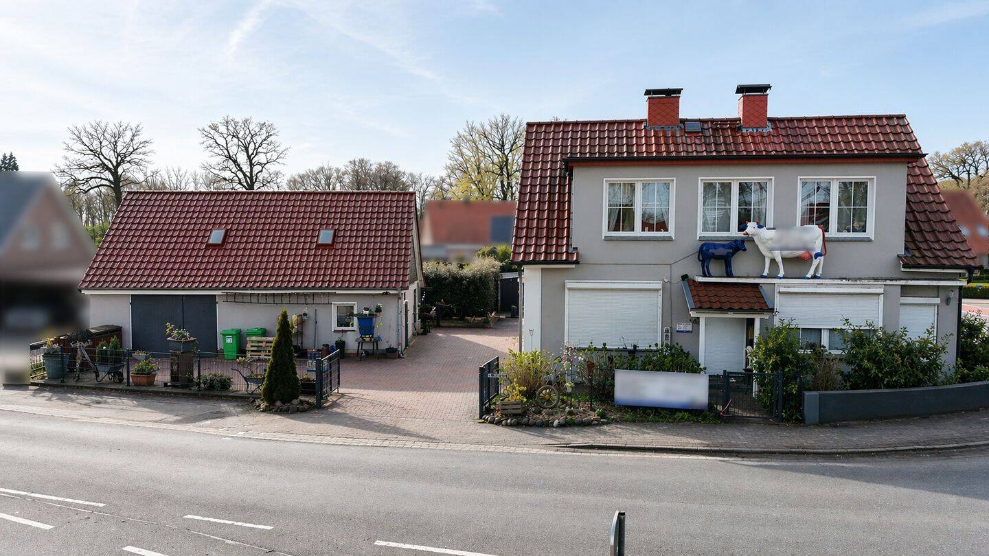 Gepflegtes Zweifamilienhaus mit Garten, Nebengebäude und vielseitigen Nutzungsmöglichkeiten, 21717 Fredenbeck