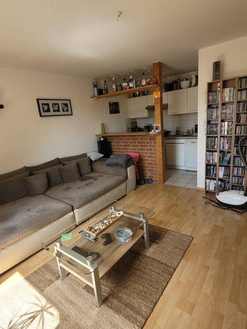 2-Zimmer-Wohnung mit neuen Fenstern und Carport- modernisiert & praktisch, 24783 Osterrönfeld
