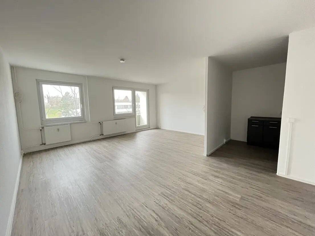 Wohnen mit Komfort und Charme, in Ihrer neuen 3 RW, 8062 Zwickau