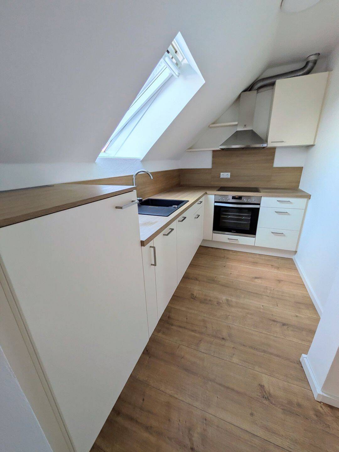 Frisch renovierte 2,5 Zimmer-Wohung in zentraler Lage, 95444 Bayreuth (Altstadt City Gartenstadt Kreuzstein Neue Heimat)