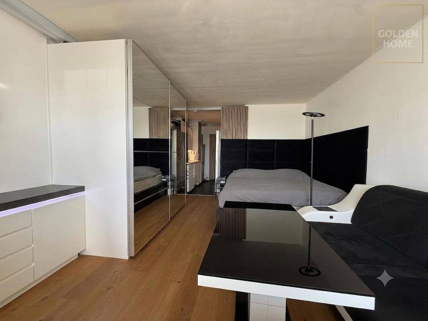 Cooles Design Apartment mit kompletter Design Ausstattung in guter Lage, 81547 München (Obergiesing Untergiesing-Harlaching)
