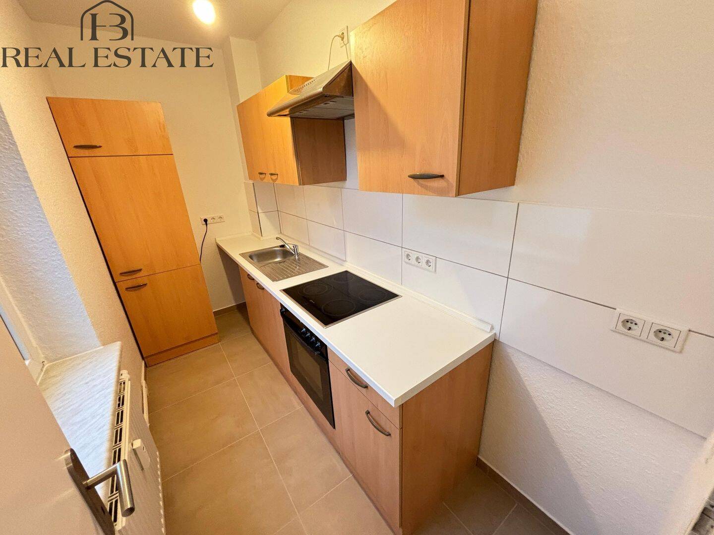 Ihr neues Zuhause: Helle 2-Raumwohnung mit Balkon und Einbauküche!, 39112 Magdeburg (Leipziger Str. Sudenburg)
