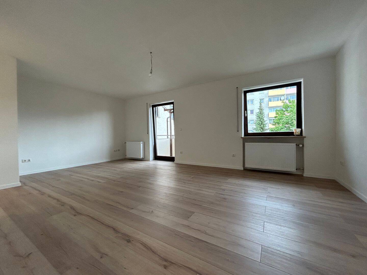 *ERSTBEZUG* – Gut geschnittenes 1,5-Zimmer Apartment mit Balkon in 91757 Treuchtlingen, 91757 Treuchtlingen