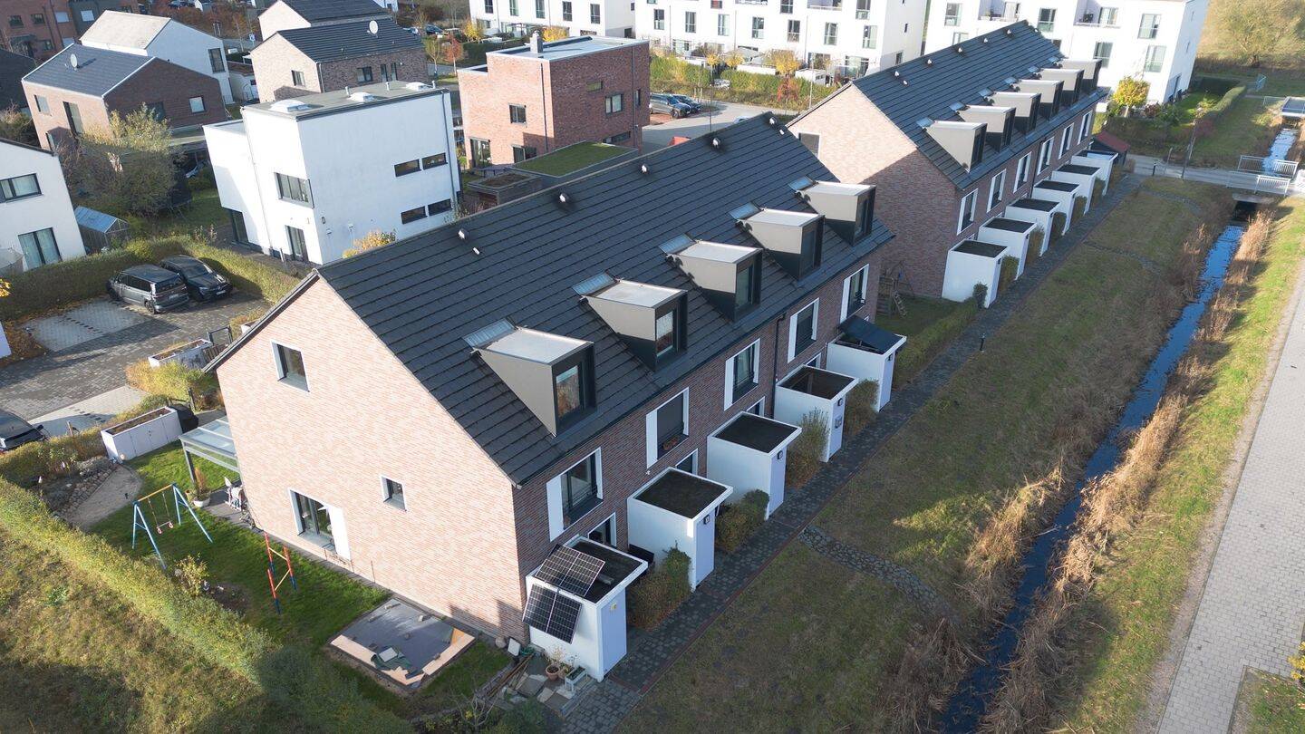 Erbbaurecht: Neuwertiges KfW-55-Reihenhaus mit 5 Zimmern, Garten & hochwertiger Ausstattung, 21147 Hamburg (Harburg Hausbruch Neugraben-Fischbek)