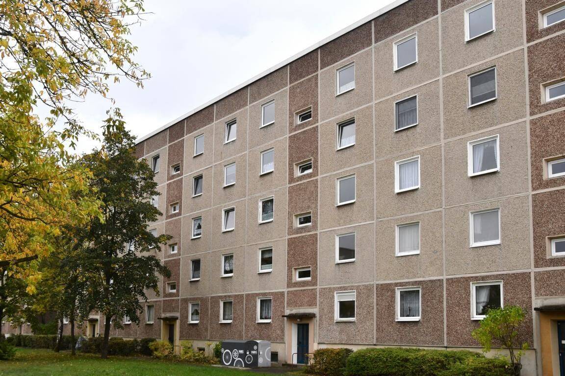 WBG – bezugsfertige 4 Zimmer mit Wohlfühlbad mit Wanne u. Balkon!, 14772 Brandenburg an der Havel (Altstadt Görden Hohenstücken Nord)