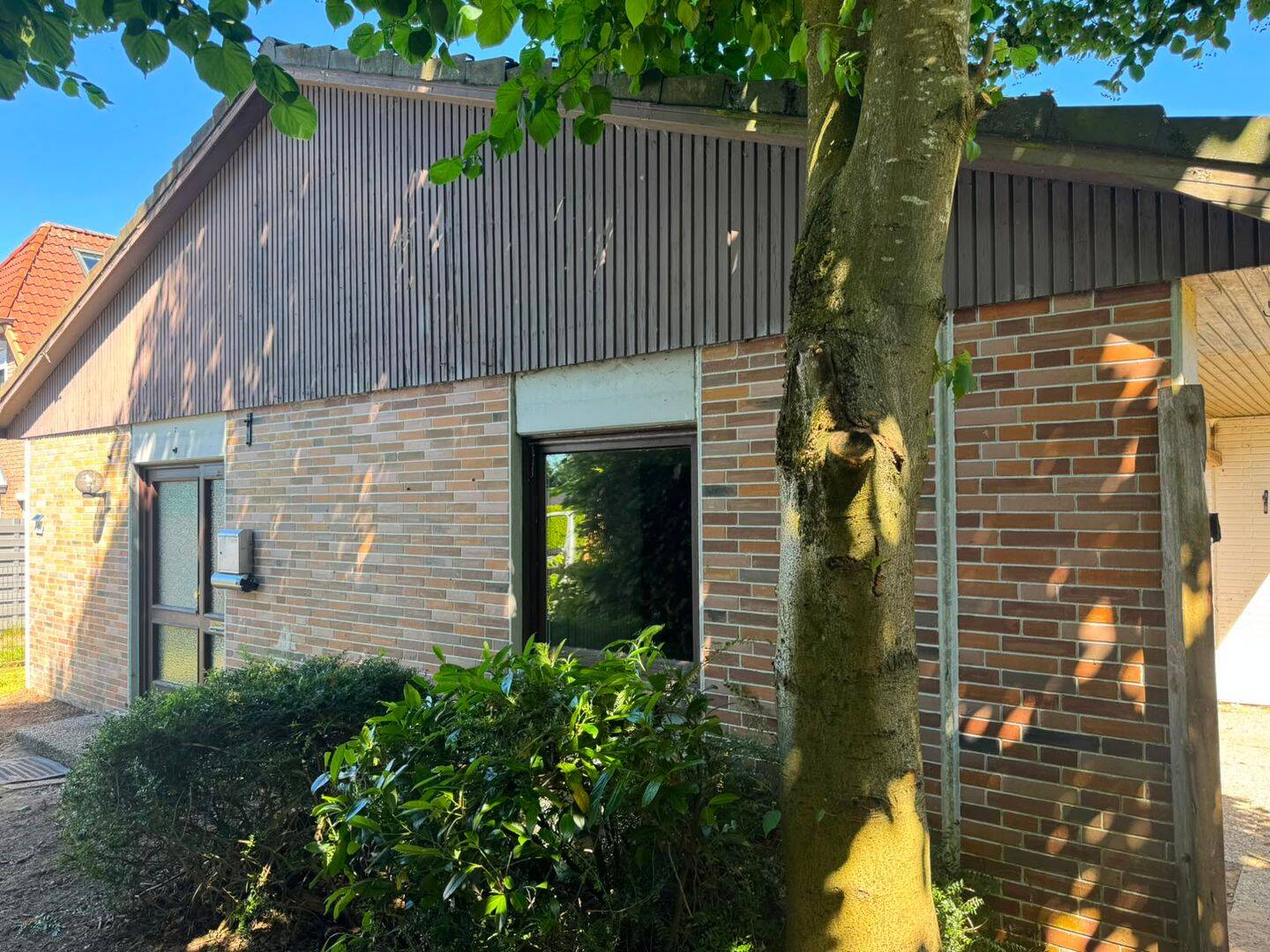Bezaubernder Bungalow in traumhafter Lage zum eigenen Ausbau, Provisionsfrei !!!, 23869 Elmenhorst