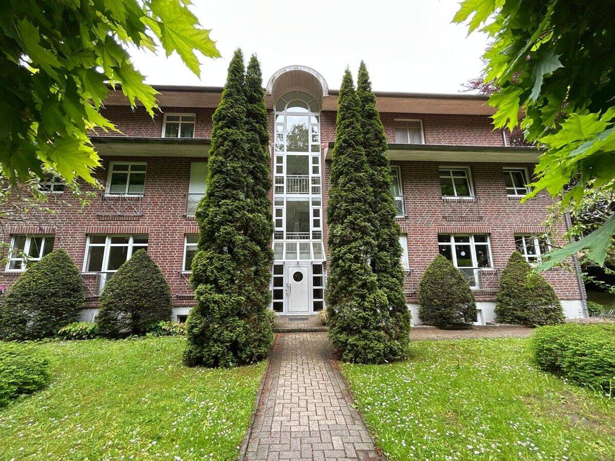 Bremerhaven // Wohnen am Speckenbütteler Park – 3-Zimmer-Wohnung mit zwei Balkonen, 27580 Bremerhaven (Lehe Speckenbüttel Weddewarden Überseehafen)