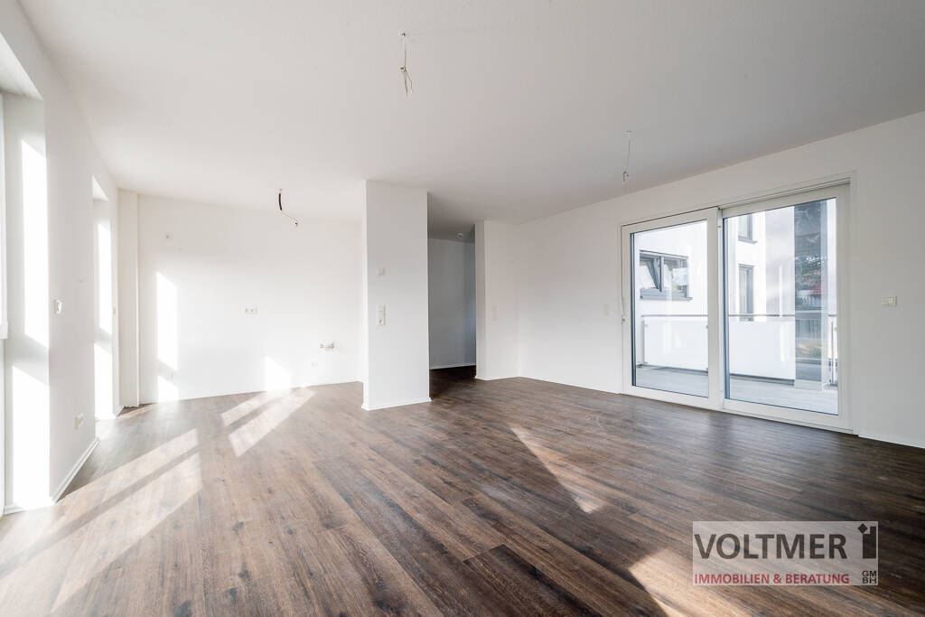 LIVE YOUR DREAM – lichtdurchflutete Etagenwohnung mit Balkon und Garage in Wiebelskirchen!, 66540 Neunkirchen