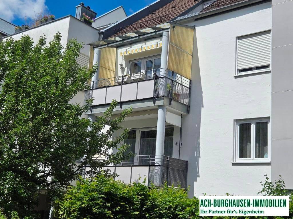 Gepflegte 3 Zimmer Wohnung im Wöhlerpark mit 2 Balkonen sucht neuen Eigentümer, 84489 Burghausen