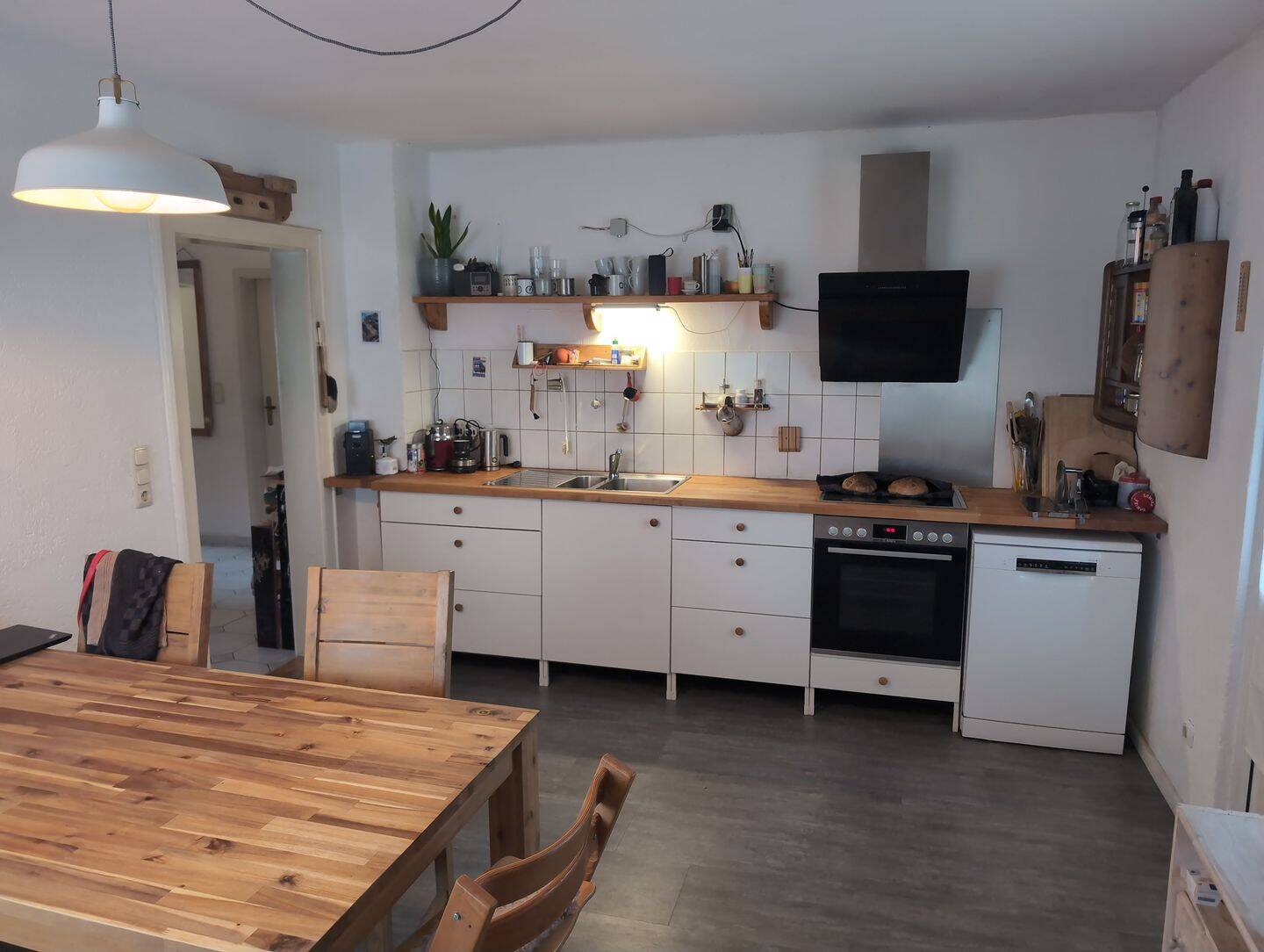 Helle Erdgeschosswohnung mit Balkon, Terrasse und eigenem Garten, 96049 Bamberg (Bamberg Bug Gaustadt Wildensorg)