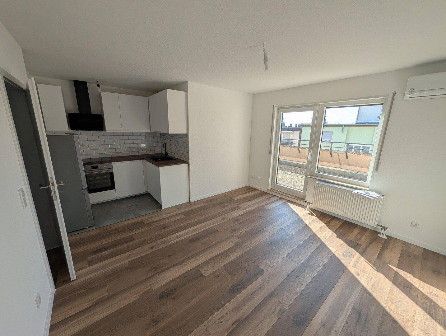 Kernsanierte Penthouse-Wohnung, 68165 Mannheim (Fahrlach Oststadt Schwetzingerstadt)