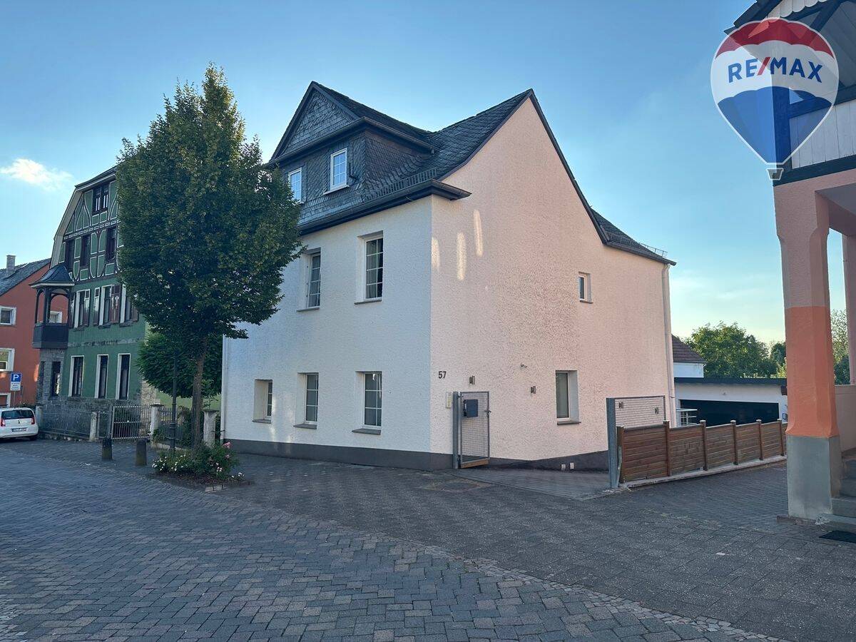 Großzügig und modern: Einfamilienhaus in Höhr-Grenzhausen, 56203 Vallendar