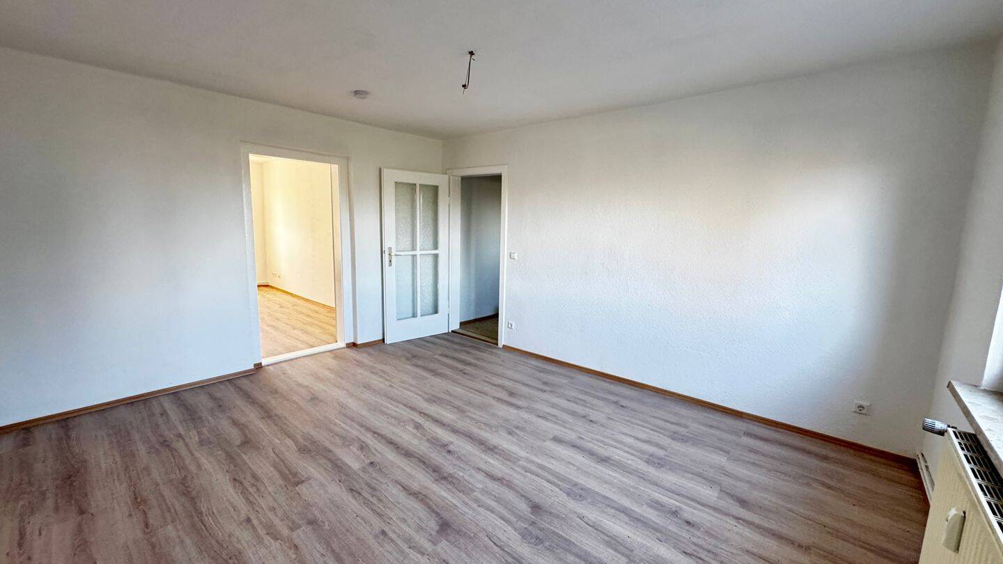 200€ Einrichtungsgutschein – Provisionsfreie helle EG-Wohnung, ruhige Ortsrandlage in Neundorf, 39418 Staßfurt