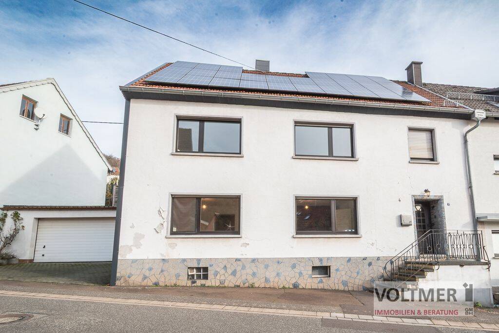 Sommerschnäppchen – gepflegtes Einfamilienhaus mit Garage, Garten und PV-Anlage in Furschweiler!, 66640 Namborn