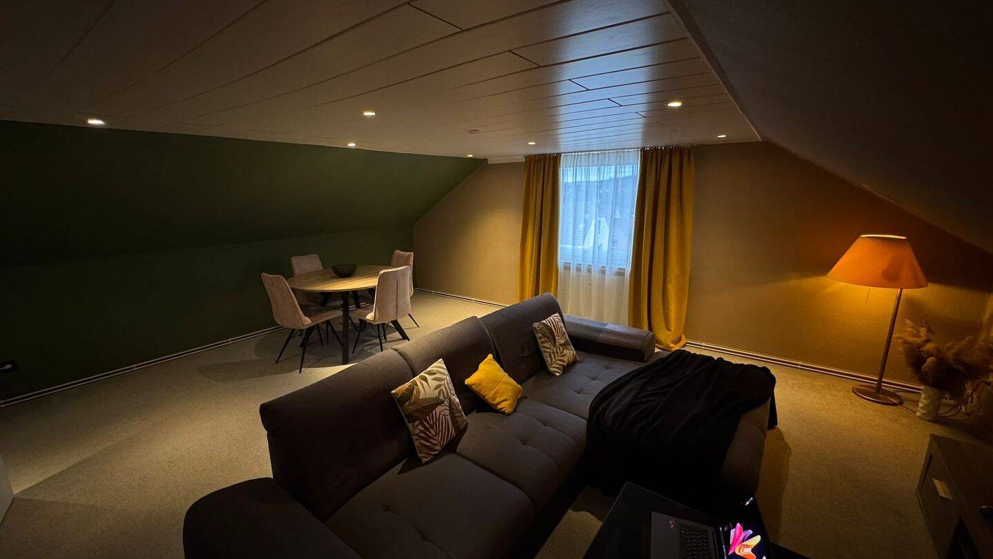 Helle 3-Zimmer DG-Wohnung mit EBK in Kirchlengern Zentrum, 32278 Kirchlengern