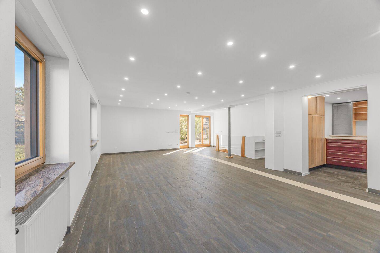 Top renovierte 150 m² Whg. in Feldmoching mit Pool und Doppelgarage – Bes: FR 17.07. ind. Vereinb., 80995 München (Allach-Untermenzing Feldmoching-Hasenbergl Moosach)