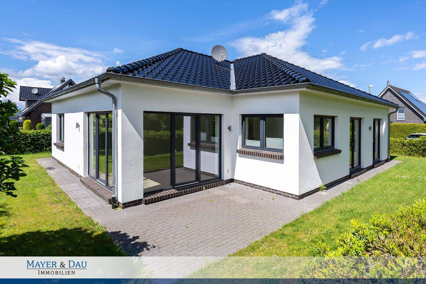 Schautag am 26.06.2026 von 15 – 17 Uhr – Lichtdurchfluteter Bungalow mit schönem Garten, Obj. 9911, 26180 Rastede