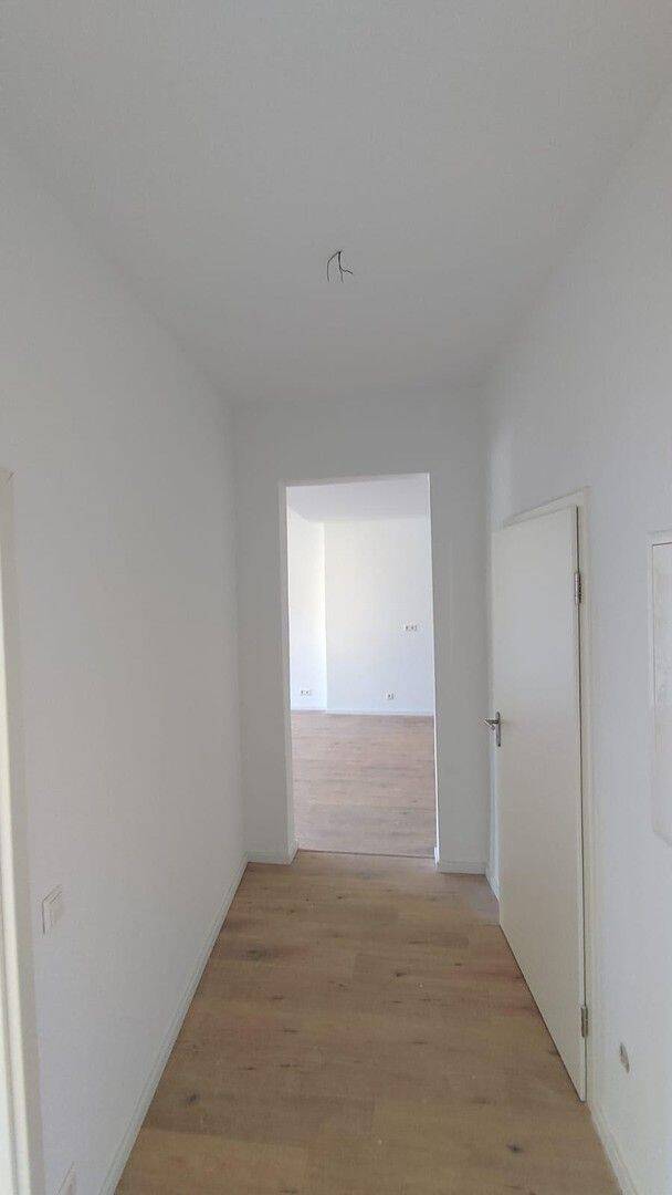Kernsaniert & bezugsfertig – moderne 4-Zimmer-Wohnung mit Balkon in Bellheim, 76756 Bellheim