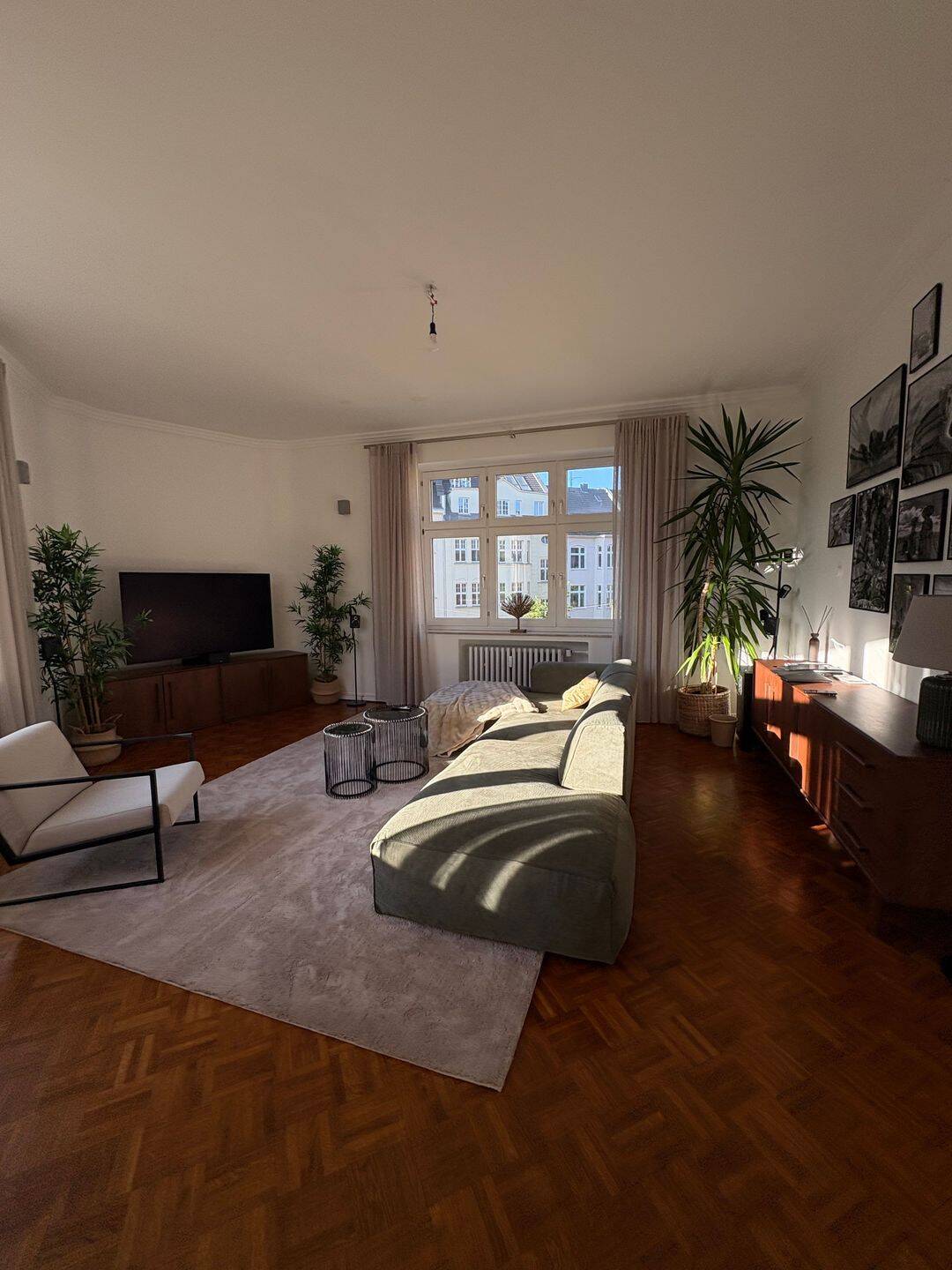 Nachmieter gesucht: 108 m² Altbau mit großem Wohn-/Esszimmer im Herzen von Pempelfort, 40479 Düsseldorf (Derendorf Pempelfort)