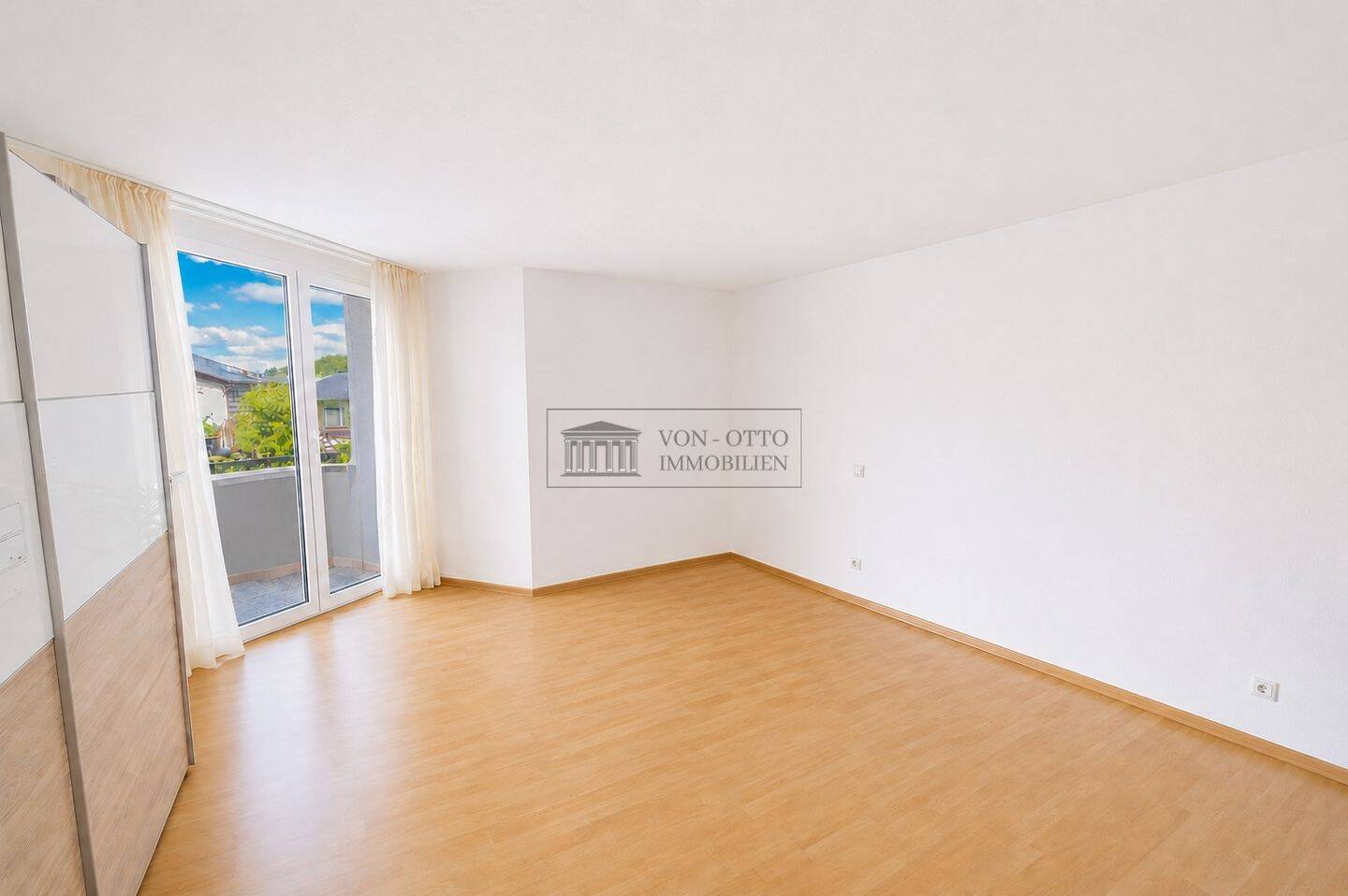 Ihr neues Zuhause in Frechen – Lichtdurchflutete Wohnung mit Balkon und Stellplatz, 50226 Frechen